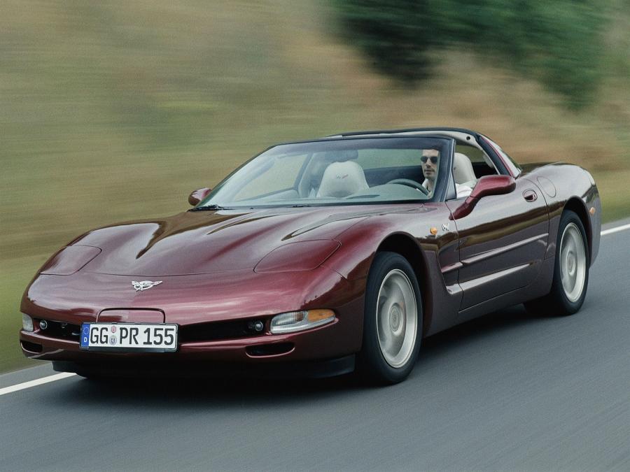  Chevrolet Corvette H 2000 года  (фото 1 из 10)